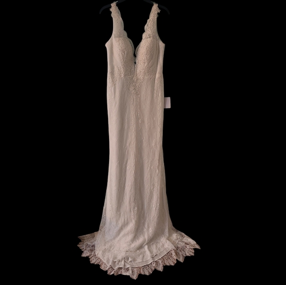 Lulus Dresses & Skirts - Lulu's Eternally Adored White Lace Embroidered mermaid maxi Wedding Dress size